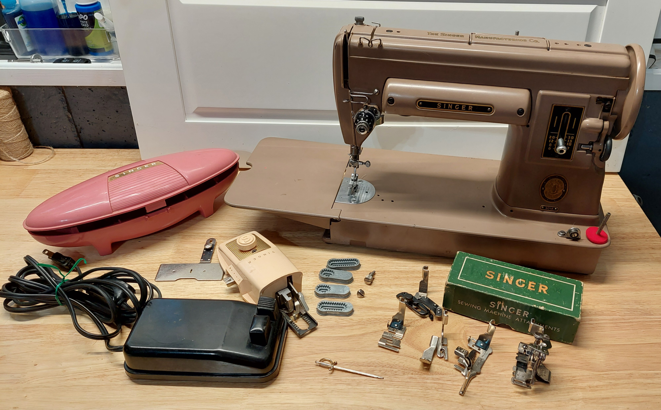 1955 Tan Singer 301A with accessories - "Mocha"