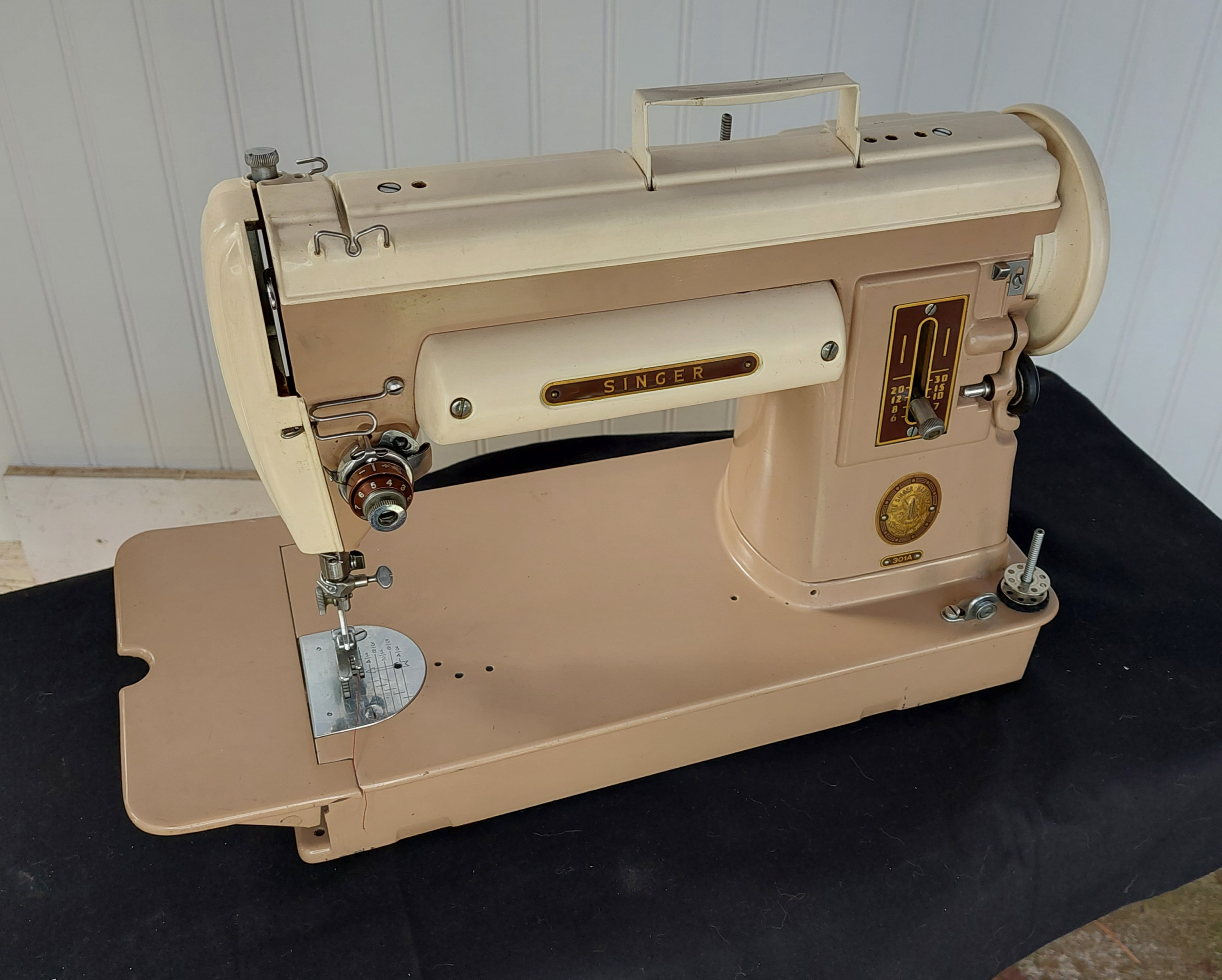 1956 Two-Tone Singer 301A - "Anne"