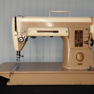 1952 LBOW Singer 301 Sewing Machine - "Lindsay"